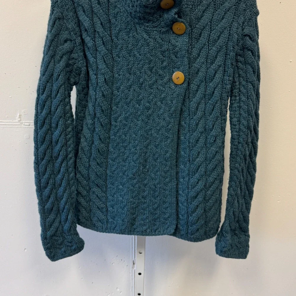 Carraig Donn Irish Merino Wool Cable Knit Cardigan Teal Blue XS Made in Ireland